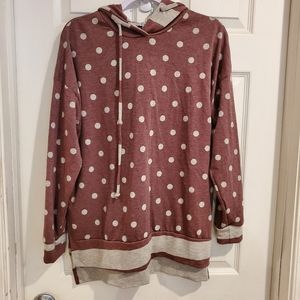 White Birch Hooded spotted long sleeve shirt